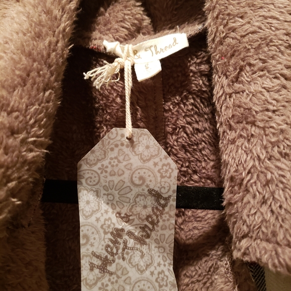 Hem & Thread jacket - Picture 4 of 8